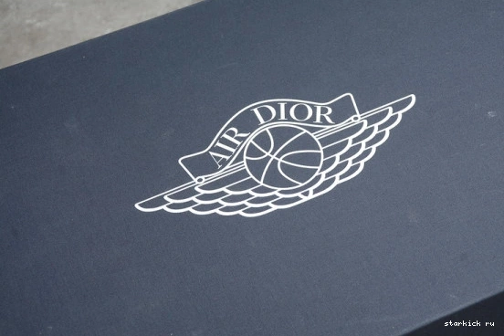 CN8607-002 JORDAN CN8607-002 BOX HIGH DIOR OG ) X AIR 1 SHOE (DIOR 0123